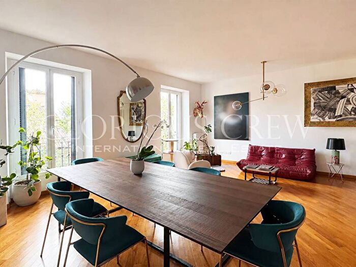 Appartamento con 5 locali in affitto in via de amicis, Corso Genova, Milano