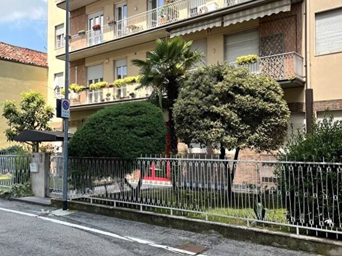 Appartamento trilocale in affitto in Via Francesco Rossetti, Centro Storico, Lodi