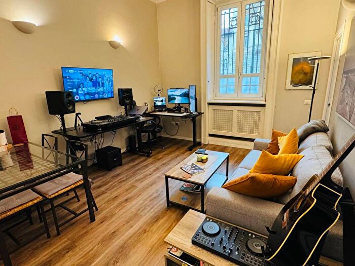 Appartamento bilocale in affitto in Via Francesco Melzi dEril, Paolo Sarpi, Milano