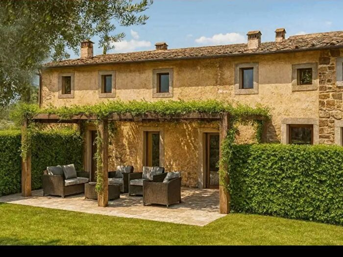 Appartamento con 10 locali in vendita in Via delle Terre Bianche, Impruneta