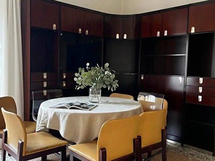 Appartamento trilocale in vendita in Corso Genova, Vigevano