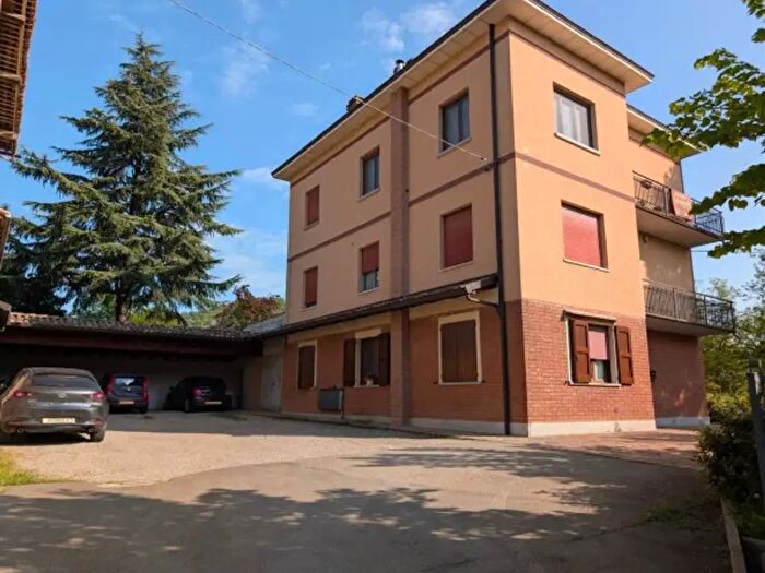 Appartamento con 5 locali in vendita in Via Maestà Nera, Castellarano