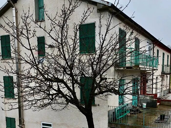 Casa con 7 locali in vendita in Regione Cascinali, Ponzone