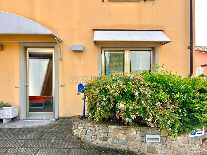 Casa trilocale in vendita in Via Empolese, Centro, Pieve a Nievole