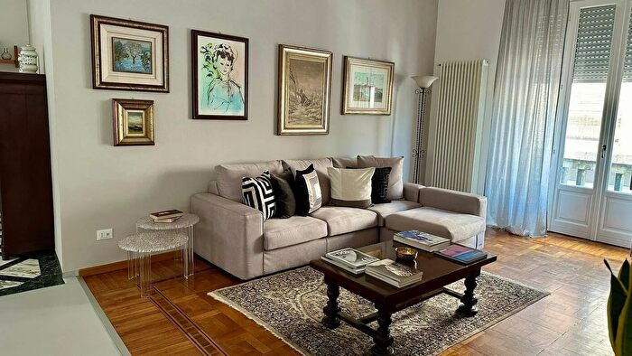 Appartamento trilocale in vendita in Via Roma Mortara, Mortara