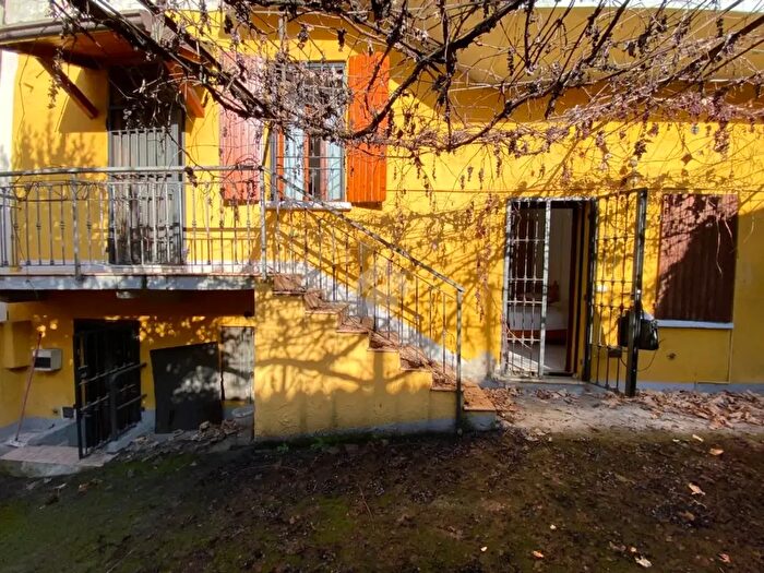 Casa trilocale in vendita in Via Rampa, Sale Marasino