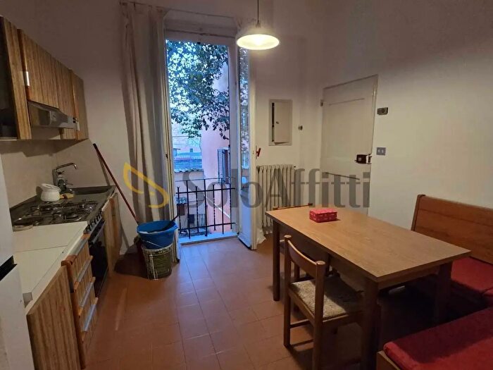 Appartamento trilocale in affitto in Via di Mura di Porta Castiglione, Bologna