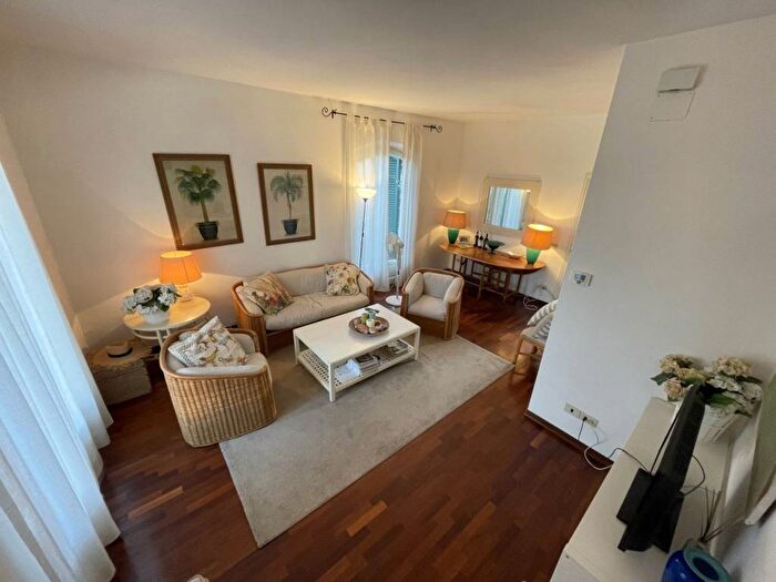 Casa con 5 locali in affitto in via corridoni, Pietrasanta