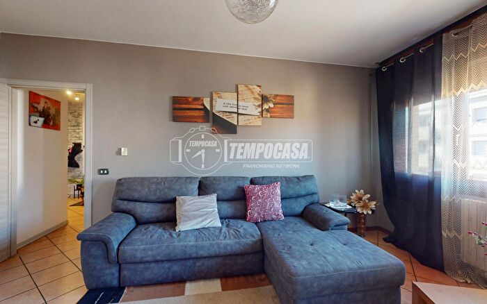 Appartamento trilocale in vendita in Via F Cerretti, Carpi