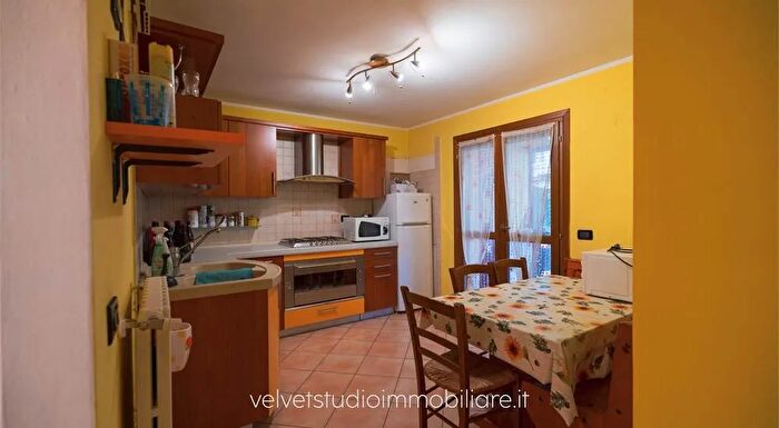 Casa con 6 locali in vendita in San Prospero San Martino Secchia Via Olmo, San Prospero