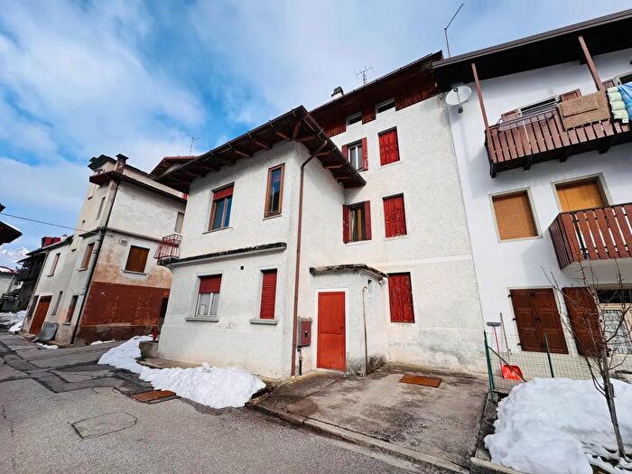 Casa monolocale in vendita in Forni Di Sotto