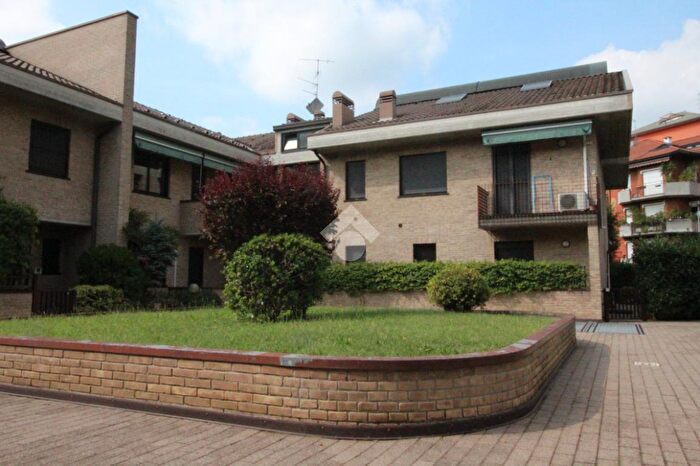 Appartamento trilocale in vendita in Via d Annunzio Gabr, Bergamo