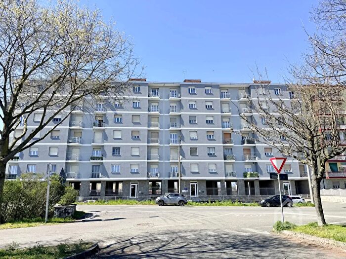 Appartamento trilocale in vendita in Via Foglizzo, Chivasso