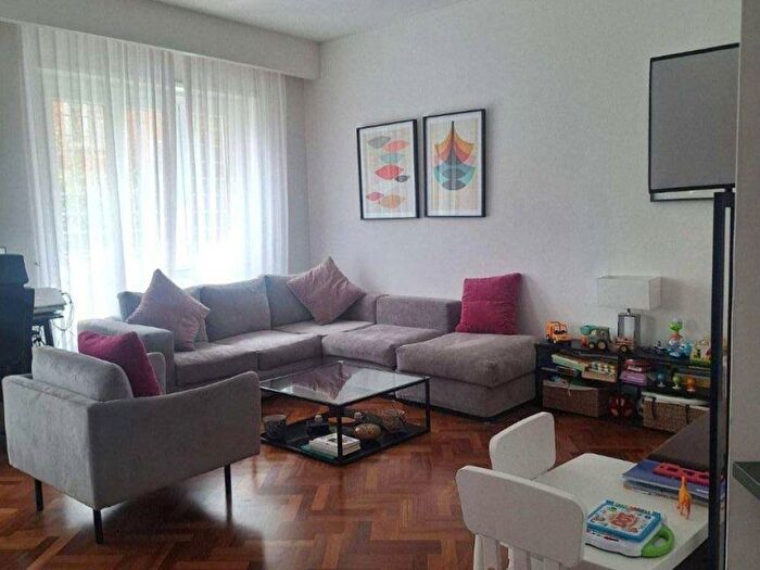 Appartamento trilocale in affitto in Via Pacuvio, Balduina, Roma