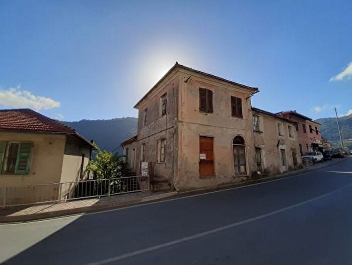 Casa con 5 locali in vendita in Bargagli