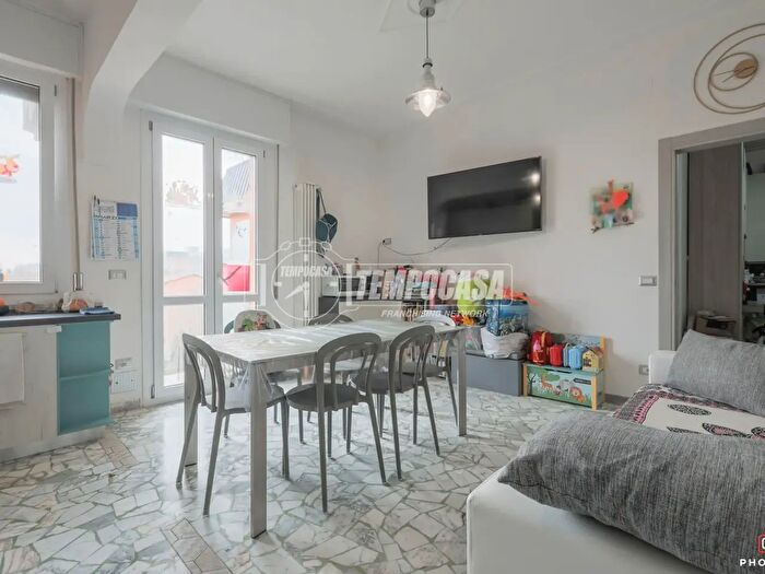 Appartamento trilocale in vendita in Via Fattori, Bologna