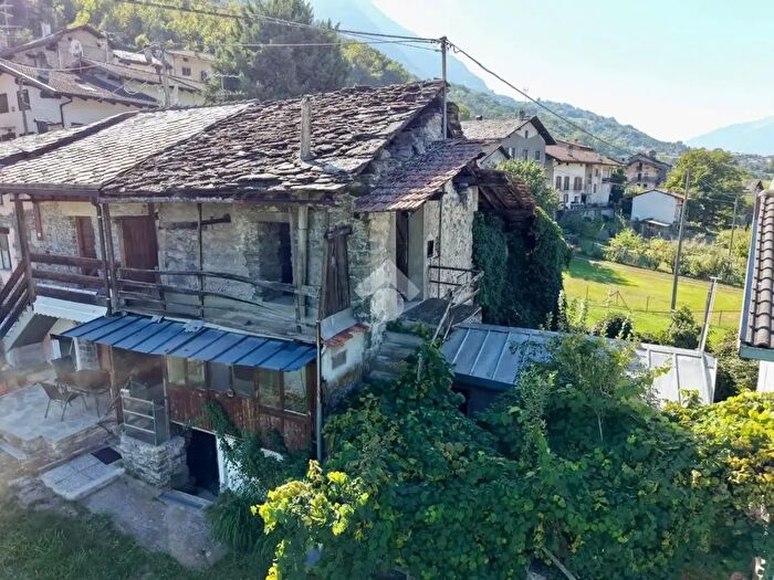 Casa monolocale in vendita in Località Prarayer, Saint Marcel