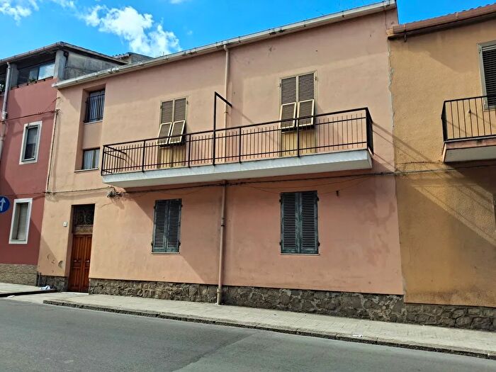 Appartamento con 5 locali in vendita in Via Leonardo da Vinci, Alghero