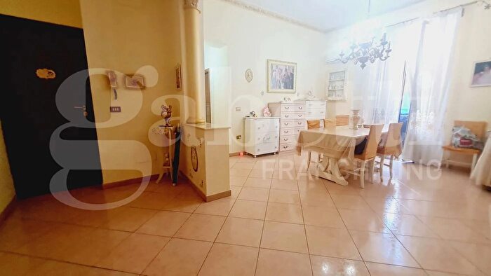 Appartamento quadrilocale in vendita in Via Raffaele Pellegrino, Palermo