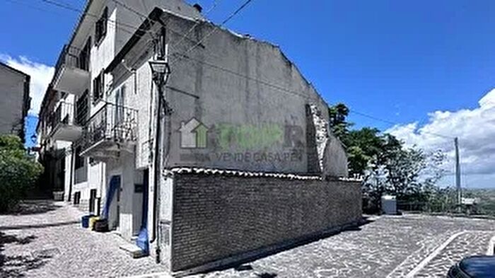 Appartamento con 6 locali in vendita in Via Gentile Gissi Ch, Gissi