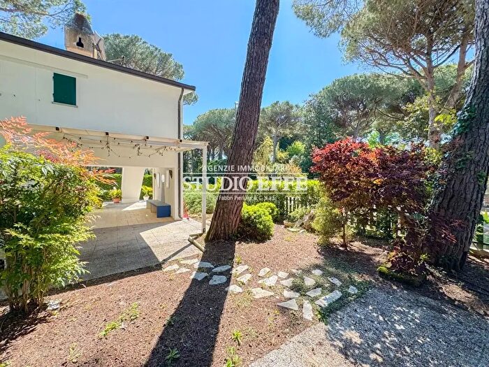 Casa trilocale in vendita in Viale dei Pioppi, Ravenna