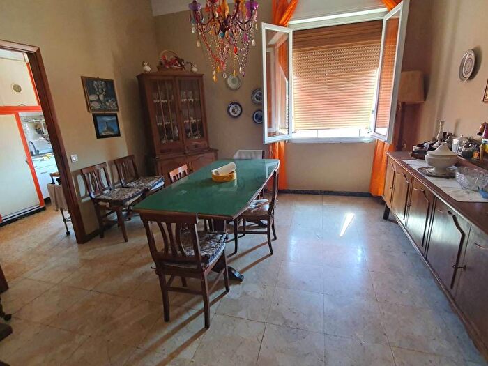 Appartamento con 5 locali in affitto in Arcola