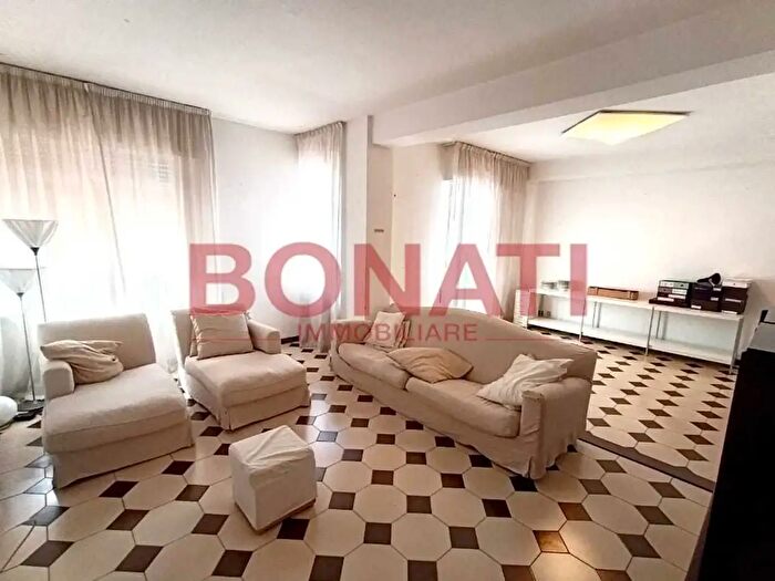 Appartamento con 6 locali in vendita in La Spezia