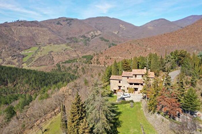 Casa con 6 locali in vendita in Sansepolcro