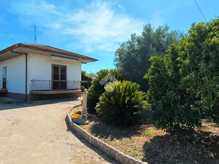 Casa trilocale in vendita in Strada Don Luca, Latina
