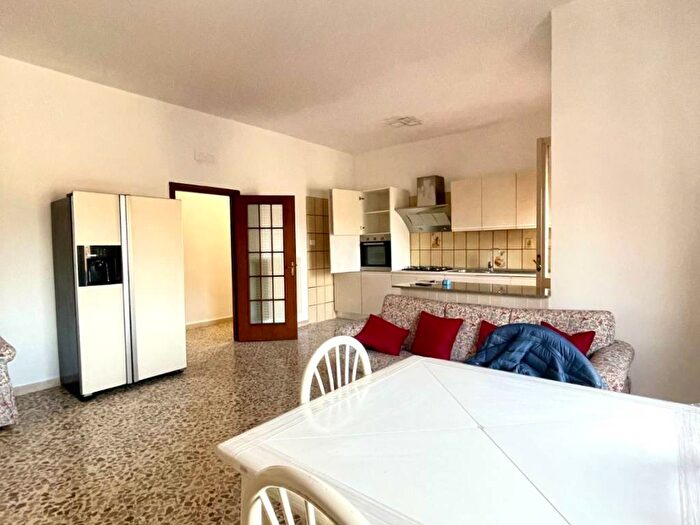 Appartamento bilocale in affitto in Via Giuseppe Mazzini, Centro, Battipaglia