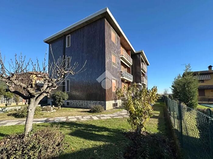 Appartamento trilocale in vendita in Via º Maggio, Vaiano Cremasco