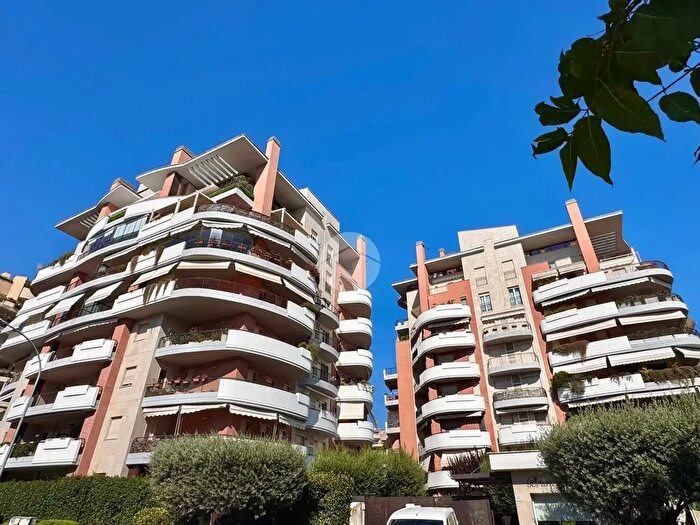 Appartamento trilocale in vendita in Via Dario Niccodemi, Roma