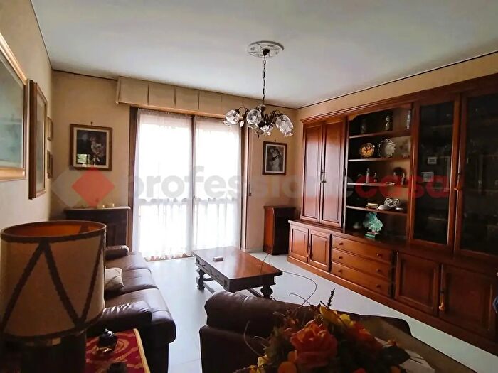 Appartamento trilocale in vendita in Via Verdi, Pieve Emanuele