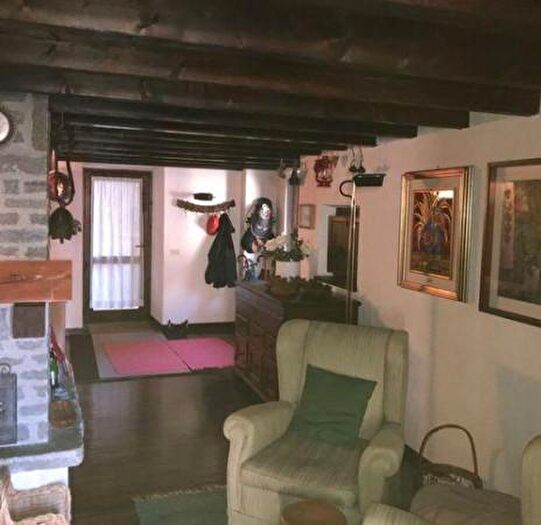 Appartamento con 6 locali in vendita in Pont Serrand, La Thuile