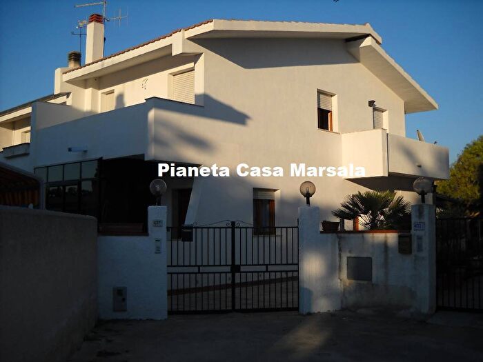 Casa con 5 locali in affitto in Via Barbaro, Centro Urbano, Marsala