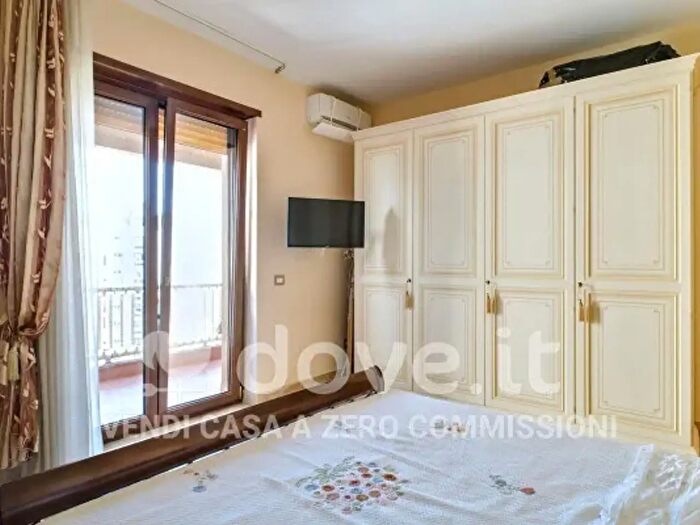 Appartamento quadrilocale in vendita in Via Plinio, Taranto