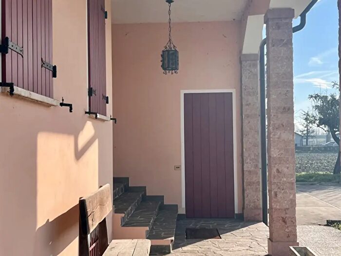 Casa con 5 locali in vendita in Via Terranova, Pontelongo