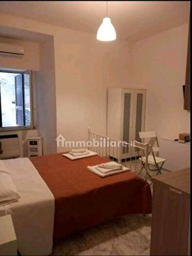 Appartamento monolocale in affitto in Via Nilo, Centro Storico, Napoli