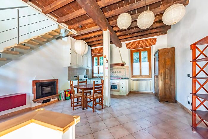 Appartamento quadrilocale in vendita in Arese