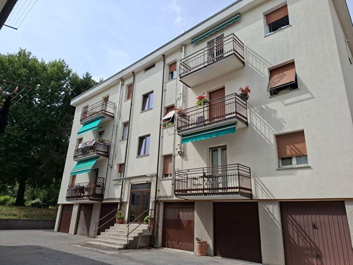 Appartamento bilocale in affitto in Via Giuseppe Nessi, Lora, Como
