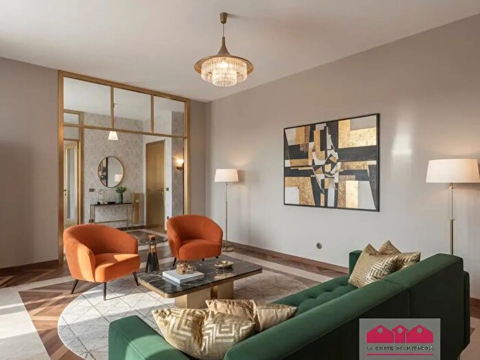 Appartamento quadrilocale in vendita in Via Pittoni, Vicenza