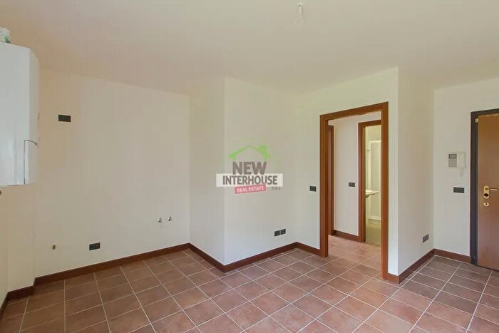 Appartamento in vendita in Via G Carducci Arta Terme, Arta Terme