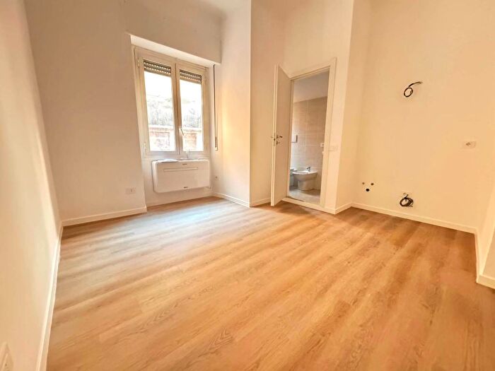 Appartamento monolocale in affitto in Via Piero della Francesca, Sempione, Milano