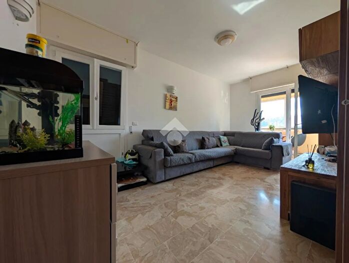 Appartamento quadrilocale in vendita in Via Negrotto Cambiaso, Sestri Levante