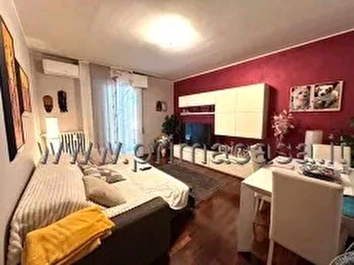 Appartamento trilocale in vendita in Via Fratelli Cairoli, Carpi