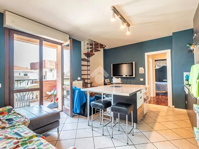 Appartamento trilocale in vendita in Via Giorgio Perlasca, Rimini
