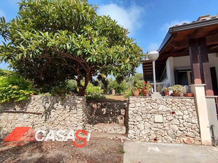 Casa bilocale in vendita in Via Bonifico Idro, Otranto