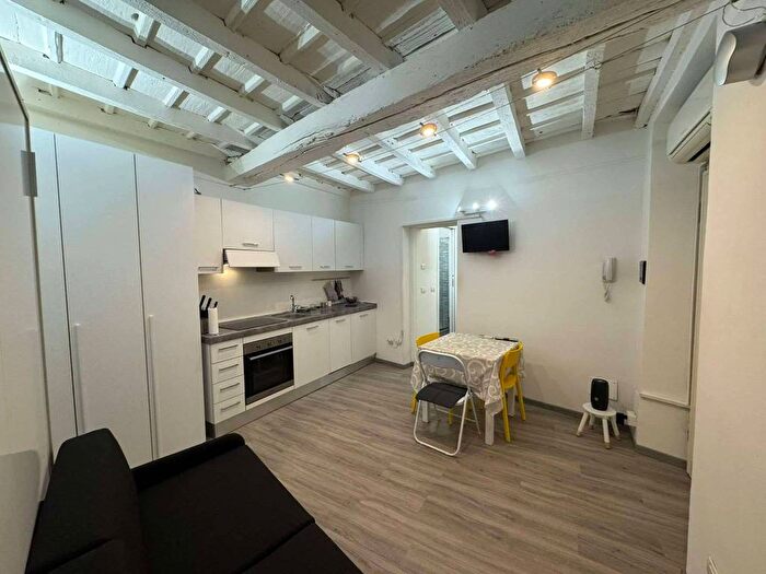 Appartamento monolocale in affitto in VIA DE AMICIS, Ticinese, Milano