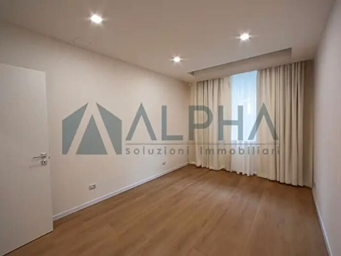 Appartamento quadrilocale in vendita in Via Giacomo Puccini, Modena