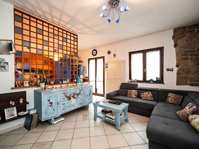 Appartamento trilocale in vendita in Cascina Bosco Basso, Mornago